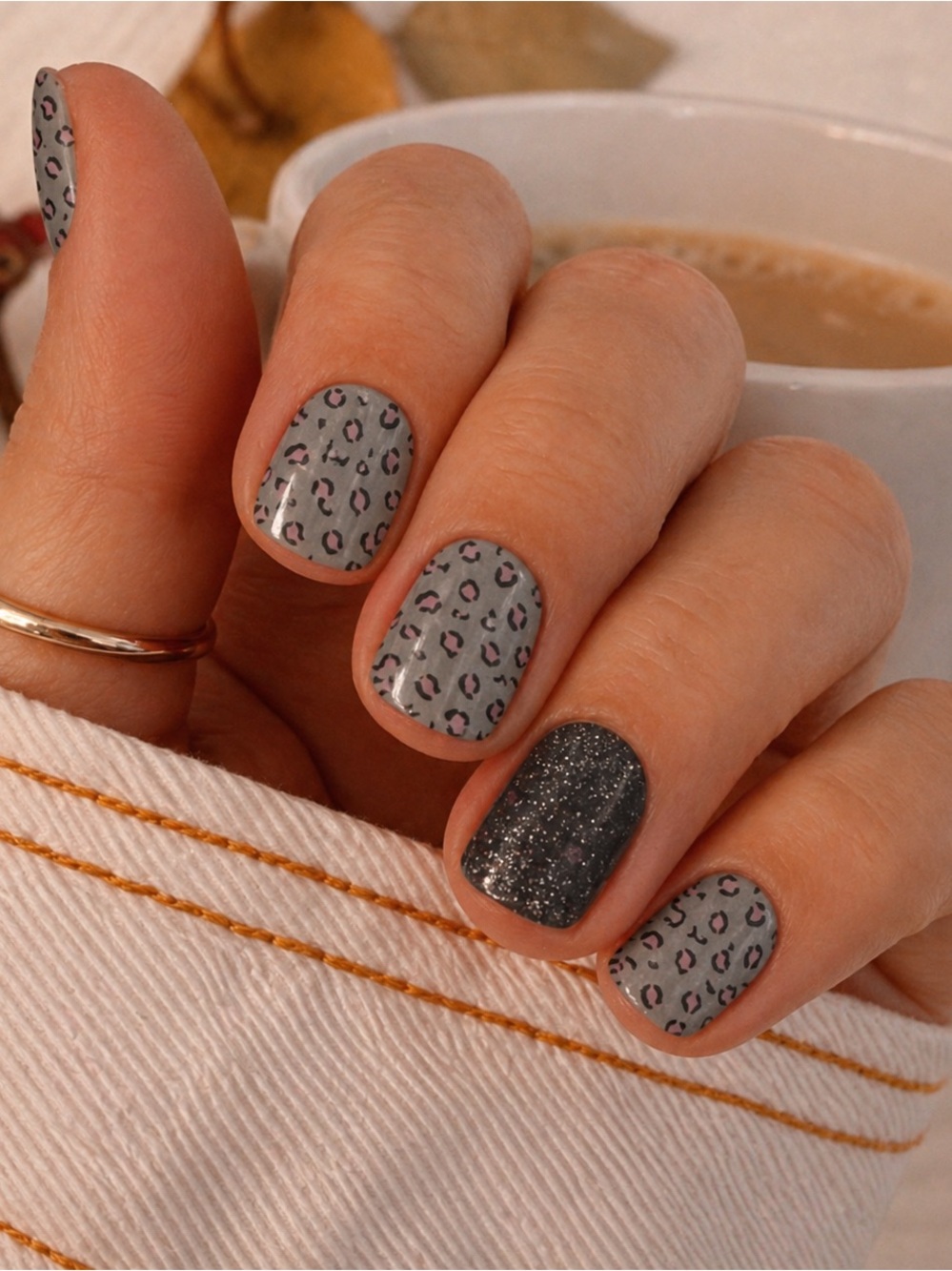 Leopard Print Nail Wraps - Black and Gray